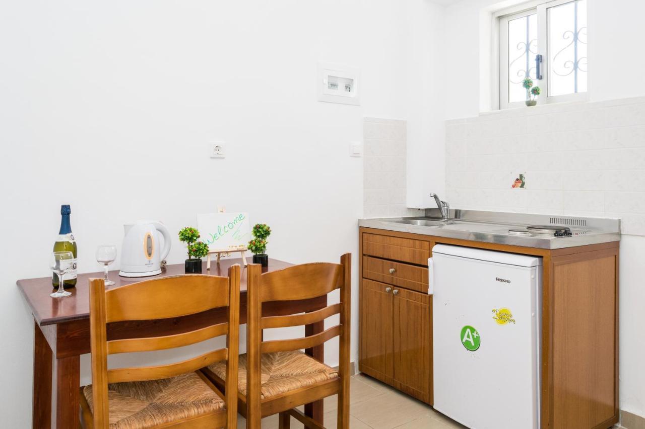 Costas Hotel Kalamákion Zewnętrze zdjęcie