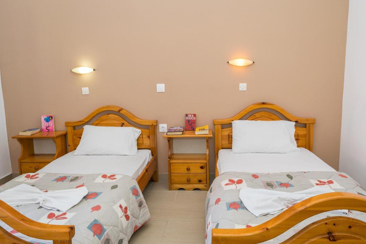 Costas Hotel Kalamákion Zewnętrze zdjęcie