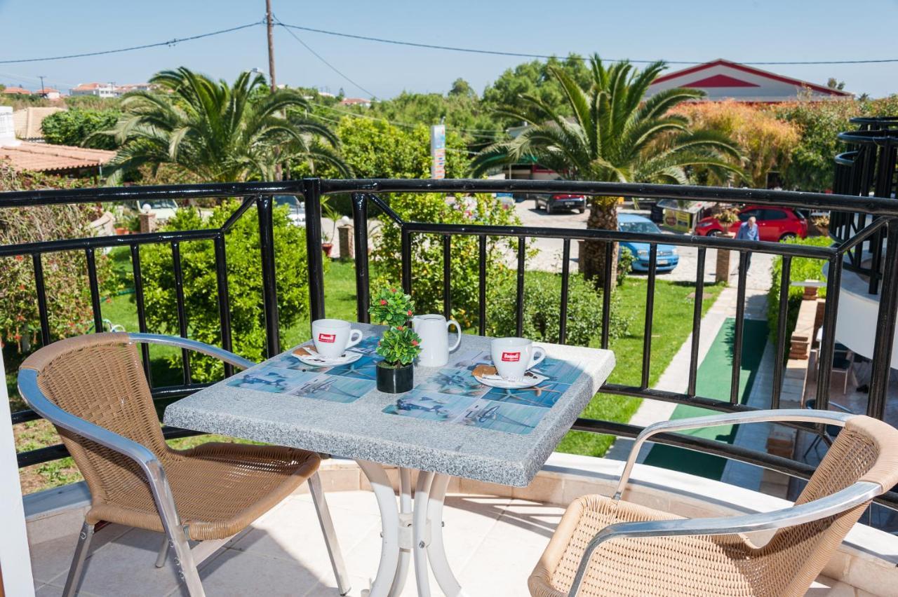 Costas Hotel Kalamákion Zewnętrze zdjęcie