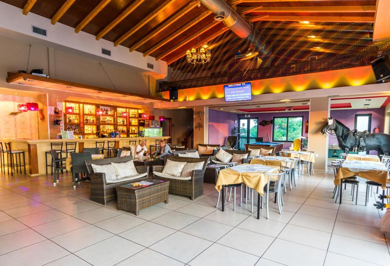 Costas Hotel Kalamákion Zewnętrze zdjęcie